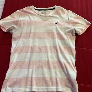 Hollister tee